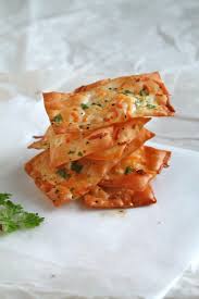 Parmesan Wonton Crackers With Video Life As A Strawberry Recipe Snacks Snack Recipes Wonton Recipes