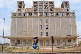 Via vecchia minervino, 33, spinazzola, puglia 70058. Gravina Via Libera All Abbattimento Del Silos In Via Spinazzola