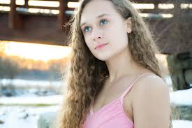 Took “prom” style photos at Lindy Lab! Such great friends!