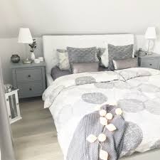 Instagram Wohn Emotion Landhaus Schlafzimmer Modern Grau Weiss Bedroom Greyandwhite Home Home Decor Home Bedroom