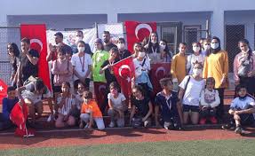 İpek tekin neslihan adıgüzel ceylan soysal nebahat karakaya gülüzar bulut habibe kundakçıoğlu fatime kundakçıoğlu sevim toktaş saliha erdem gülay yaşar i̇nci sezer i̇pek akkoyun mine elagöz rengiye mersinli rahime yıldız uçar funda akbaş gamze gürgen alis valishayeva ayşe demir ayşe gökçe sema karakoca fatma tohumcu. 70 Sporcu Yaristi