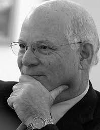 PG Post 03.31.05 Vol.73#13f