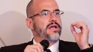 Incondicionales de Calderón y Peña buscan "combatir" la corrupción