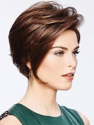 However, layers are much more versatile when it comes to customization. Chin Length Bob Wigs With Front Layers