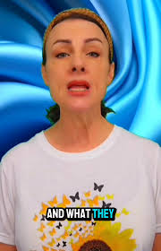 Top 20 Lies Narcissists Smear you With. NEW PODCAST EPISODE! Link in  comments to listen to the full episode. Nova 🌻