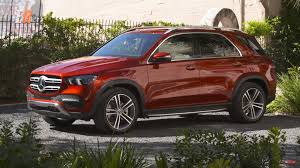 The First Video Reviews Of The 2020 Mercedes Gle Suv Are In Top Speed Mercedes Gle Suv Mercedes Luxury Suv