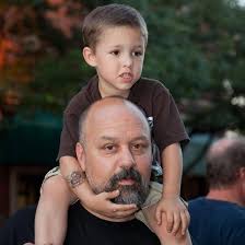 Does a '67 Ranchero automatic steering column have a bushing or bearing?