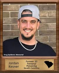 Anyone here from Lexington, Kentucy? May we add you to our Kentucky team?  Leave your frame to join Kentucky!!