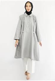 Berbagi inovasi gambar baju tunik terbaru 2021 telah banyak di ciptakan oleh para desainer, agar baju 2021 bisa tampil lebih modern dan stylish. Tunik Modern Beli Tunik Terbaru 2021 Zalora Indonesia