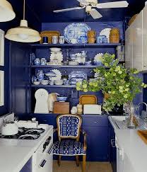 Couleur Pantone 2020 23 Facons D Adopter La Couleur De L Annee 2020 Cuisine Minuscule Couleur Pantone Cuisine De Petit Appartement