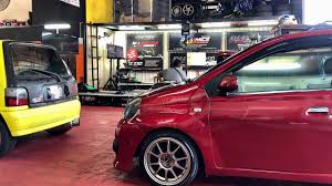 Perodua launched the new perodua viva elite today, aimed at offering the market a variant with a more stylish image compared to the original viva. Viva Elite Red Candy Rs Spec Youtube