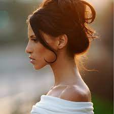 She Wouldn T Look At Me But I Could Not Take My Eyes Off Of Her Hair Inspiration Hair Beauty Hair Styles