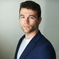 Dylan House's Instagram, Twitter & Facebook