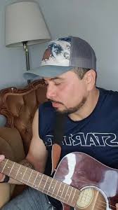 TiTo Macias (@cutbertomacias)