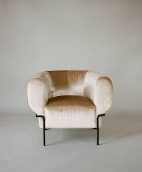 Contemporary Madda Lounge Chair In Velvet In 2020 Furniture Modern Lounge Chairs Modern Leather Sofa