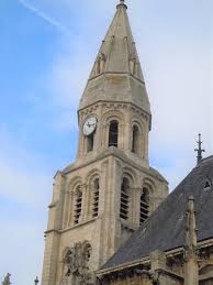 Beautiful church accidentally found on the street when i took a walk. Un Clocher Picture Of Collegiale Notre Dame De Poissy Tripadvisor