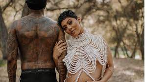 How many kids does nick cannon have? Nick Cannon Expecting Another Set Of Twins With Abby De La Rosa Less Than Six Months After Birth Of His Last Daughter