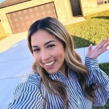 Debbie McGlaughlin (@DMcglaughlin)