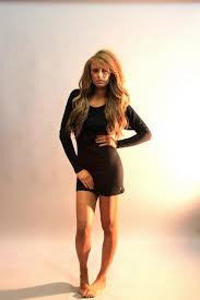 Dennis basically grew up along with her family at her family plantation with the extra luxury life of ultimate statuesque. Rvca Model Photography Strawberryblonde Beachwaves Kathryndennis Credit Salty S Board Shop Model Kathryn Dennis Kathryn Dennis Model Pretty Hairstyles