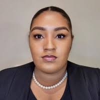 400+ perfiles de «Euell»