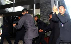 Kemeja safari pria desain seragam 2018. Rumah Anggota Paspampres Banyak Yang Tak Layak Huni Okezone Nasional