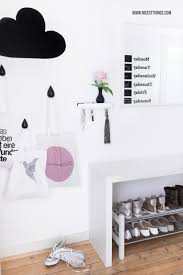 Super kinderzimmer garderobe selber bauen landhausstil flur gr44. Diy Wolken Garderobe Moderne Aufbewahrung Im Flur Nicest Things