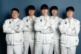 LCK Starts 4-0 as LPL Goes 0-4 on Day One