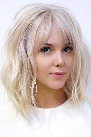 This gorgeous style gives you a feisty appearance. 36 Shining Looks For Medium Hair With Bangs Hair Styles Short Hair With Bangs Medium Length Hair Styles