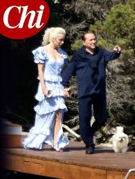Le sue partecipazioni a sanremo sono numerose. Berlusconi Con La Nuova Fidanzata Marta Fascina Eccoli Mano Nella Mano A Villa Certosa