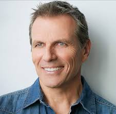 Alex Carter : biographie, carrière et filmographie