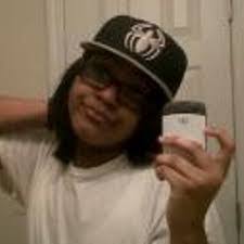 Samira Saunders's Instagram, Twitter & Facebook