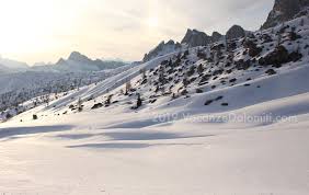 Bạn đã đến passo giau? Tramonto Dal Passo Giau Dolomiti Dopo Le Recenti Nevicate Di Maggio Vacanzedolomiti Com