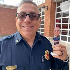 カスタムボブルヘッド、パーソナライズされた男性用ボブルヘッド、誕生日ボブルヘッド、夫への誕生日プレゼント、記念日のプレゼント、バレンタインデーのプレゼント 