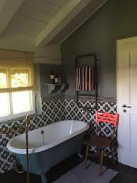 Badezimmer spiegel schrank landhausstil mit beleuchtung np. Wunderschones Badezimmer Im Landhausstil Landhausstil Badezimmer Wunderschones