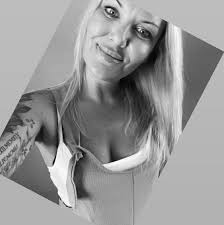 Hull KR's run rolls into Wembley Stadium connected by EE and the Challenge  Cup Final 🐦 #SuperLeague