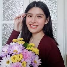 Madelyn Pickering's Instagram, Twitter & Facebook