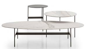 A clear glass top with no dots created a light and elegant look. B B Italia Coffee Table Formiche Ready To Ship