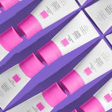 Baca juga tips dari dokter spesialis kulit dan kelamin, dr. Skrub Gula Atau Skrub Garam Mana Yang Lebih Berkesan Untuk Membersihkan Wajah Hijabista