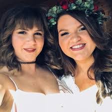 Savannah Bell's Instagram, Twitter & Facebook