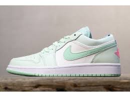 Pin By Saraarrieta On Zapatillas In 2020 Jordan 1 Low Air Jordans Jordan Fashions