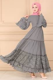 Modaselvim Elbise Dantel Detay Elbise 81674bn105 Gri In 2020 Sleeves Designs For Dresses Muslim Fashion Dress Stylish Dress Designs