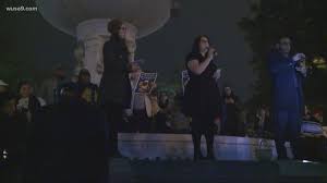 Faith fighting hate:dozens gather for a Jewish prayer service & vigil