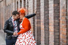 Damit die hochzeit wirklich stilecht wird, sollten sich braut, bräutigam und. Urbane 50er Jahre Hochzeit Berlin Hochzeitsfotograf Berlin