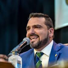 Acompañado por el compañero Ramón “moncho” Calderón y los candidatos del  #PartidoVerde Victoria Vuoto, Horacio Calderón, Mariela Flores y Estela  Yañez, charlamos de los sueños y proyectos que tenemos y sobre lo