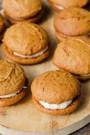 Pumpkin Whoopie Pies Wyse Guide Recipe Pumpkin Whoopie Pies Whoopie Pies Pumpkin Spice Recipe