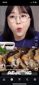 請問一下，近期要去首爾在Klook上找了去南怡島的行程，發現價差蠻大，下面這兩個頁面都是一樣南怡島+小法國村+鐵道自行車，可是一個是1117，一個2284，差了近一倍的價錢。想請問大家差別在哪裡呢?當然還有別的頁面價錢都不一樣，還是選便宜的就可以了?  謝謝大家的解惑~