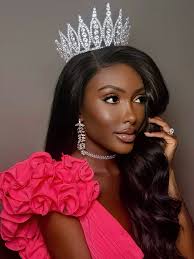 The day flew by, but I couldn't let it end without honoring this moment.  Still feels surreal to carry this crown. Day 2 🕊️ #CountdownToTheCrown  #CrowningMoment