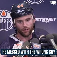 @spittinchiclets's video Tweet