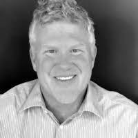 Paul Castillon's Instagram, Twitter & Facebook