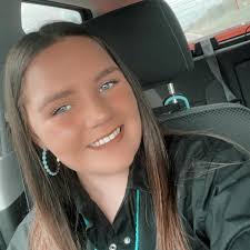 Hair stylist for wedding party in September 2025